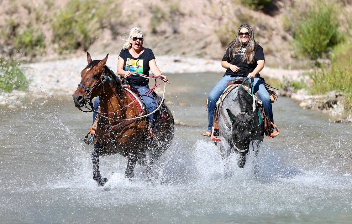 horseback pack trips wyoming